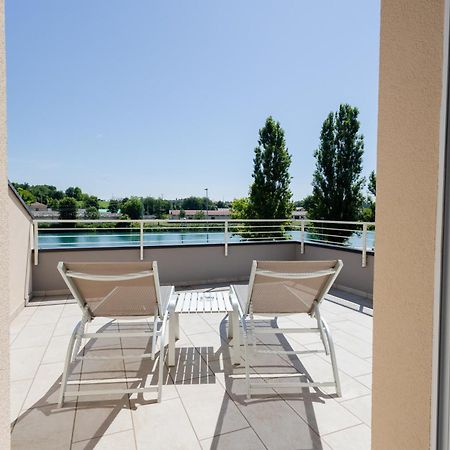 Aurora Aparthotel Песк'єра-дель-Гарда Екстер'єр фото