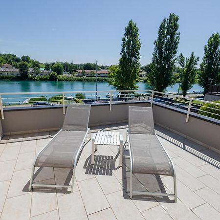 Aurora Aparthotel Песк'єра-дель-Гарда Екстер'єр фото